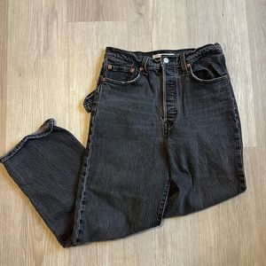 Levi’s Ribcage Black Jeans with a Button Fly